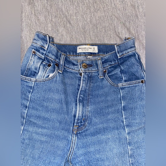 Denim - Abercrombie & Fitch Curve Love Jeans